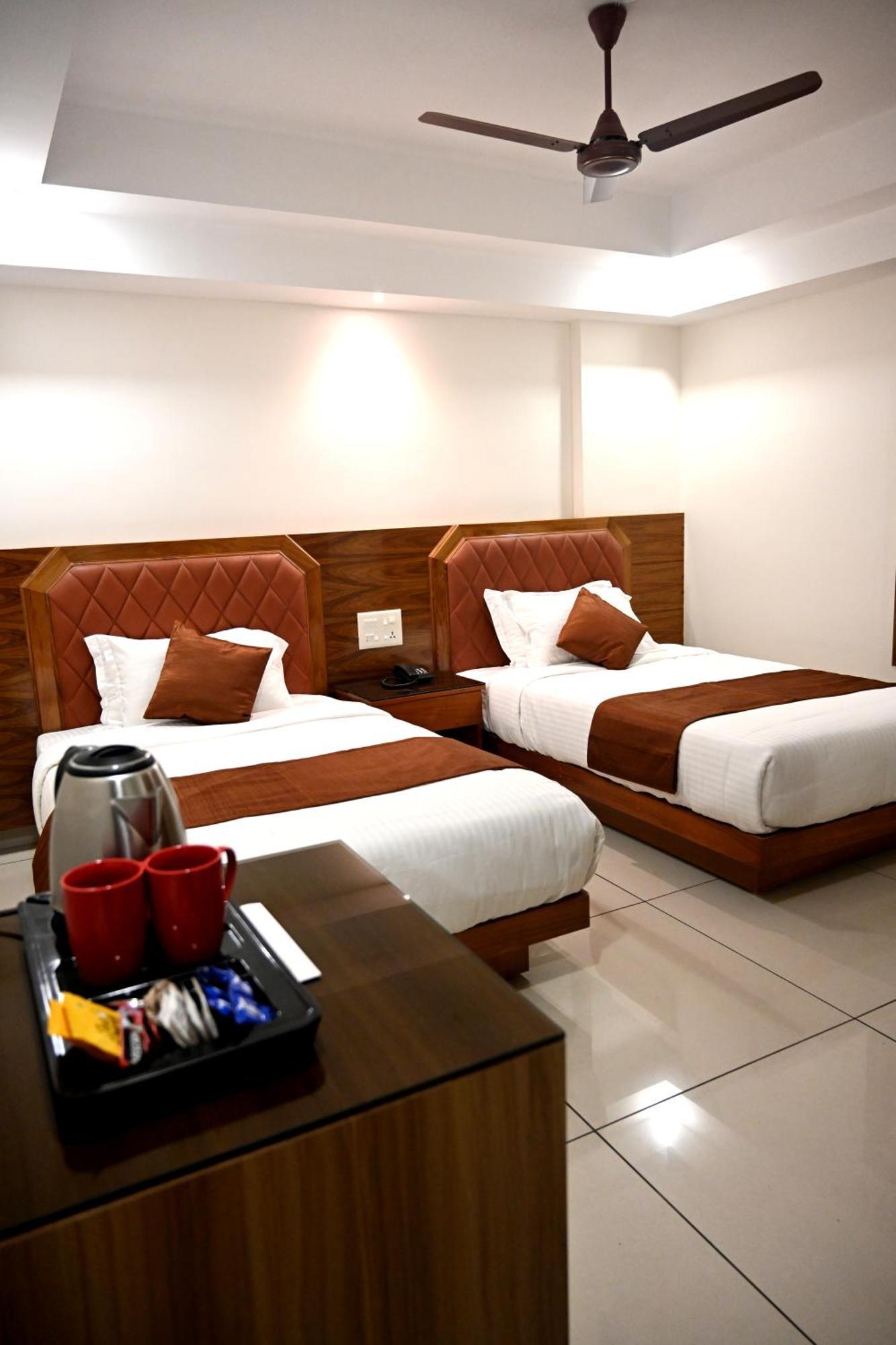 Harley Residency Hotel Kannur Exterior photo