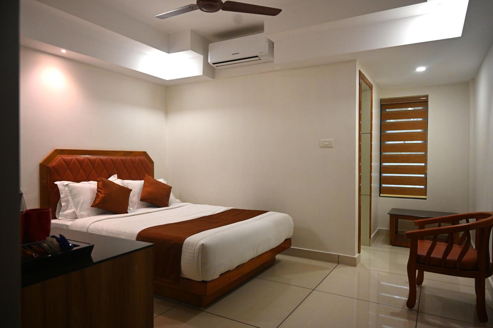 Harley Residency Hotel Kannur Exterior photo