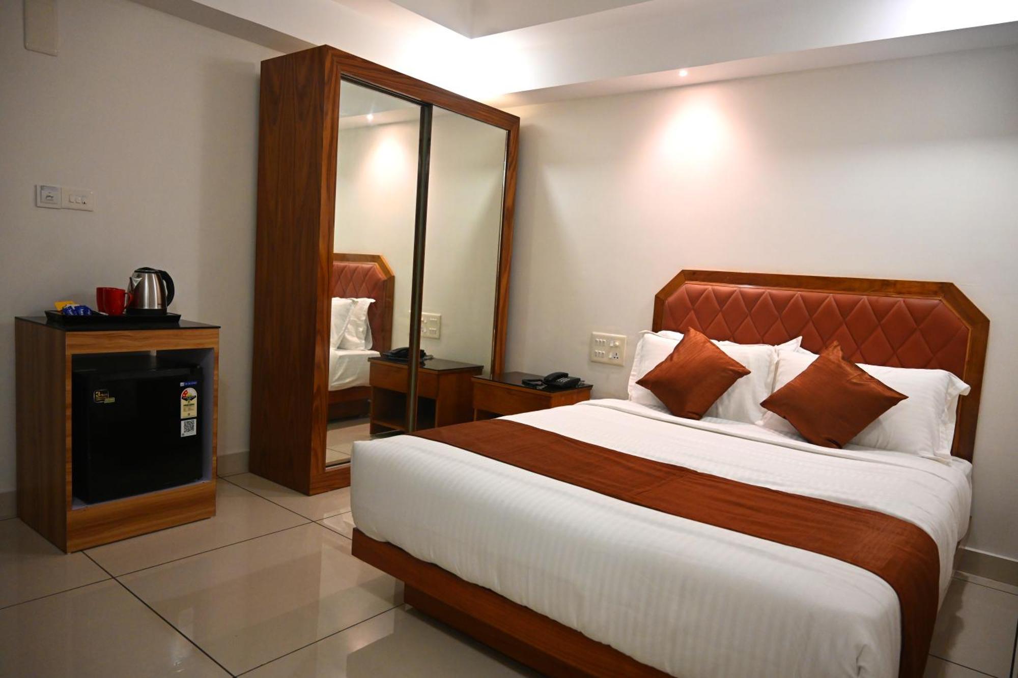 Harley Residency Hotel Kannur Exterior photo